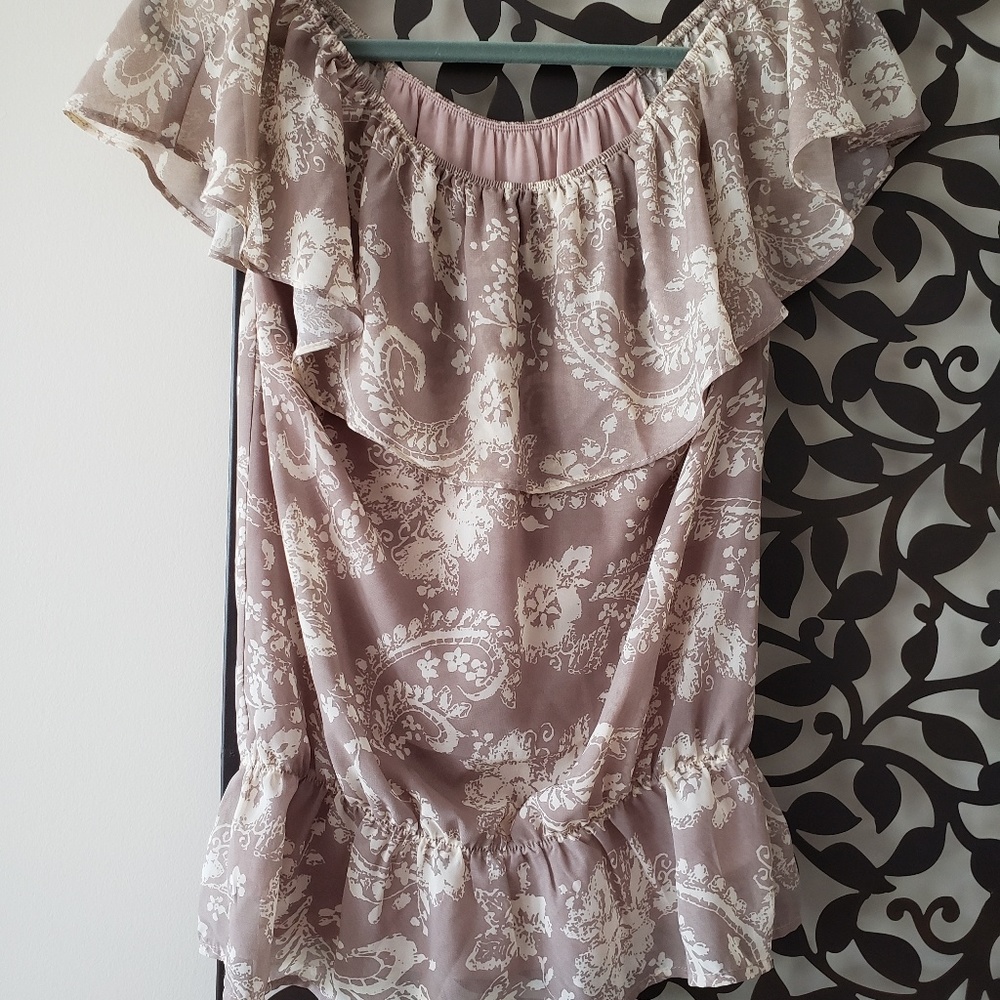 Off the Shoulder blouse